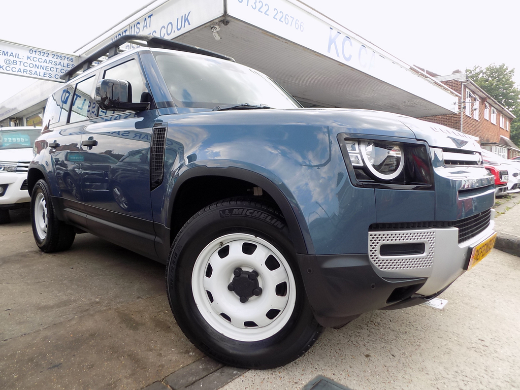 Land Rover Defender 110 110 7 Seater  #4