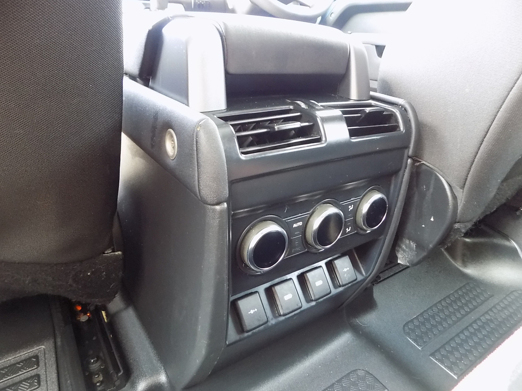 Land Rover Defender 110 Core Mhev Black #49