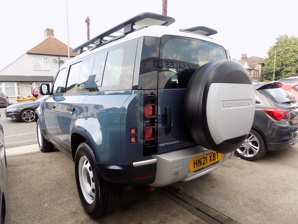 Land Rover Defender 110 Core Mhev Black #19