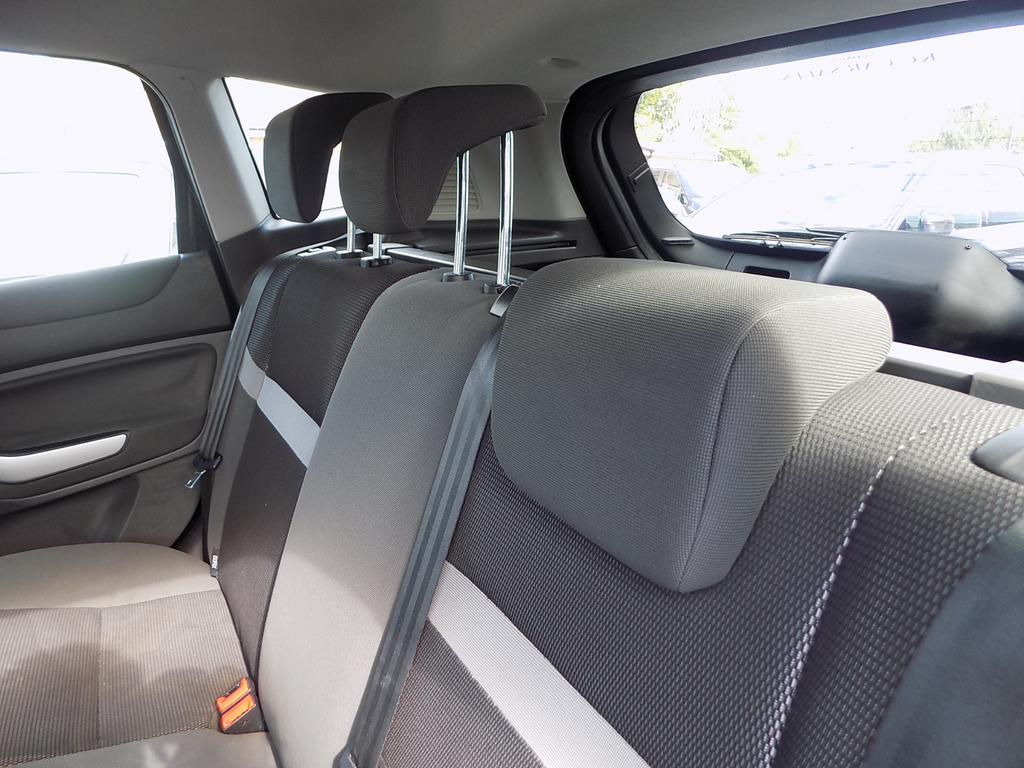 Ford Kuga 2.0 Tdci Zetec Ap Pack 10 Services 12 Mo White #15