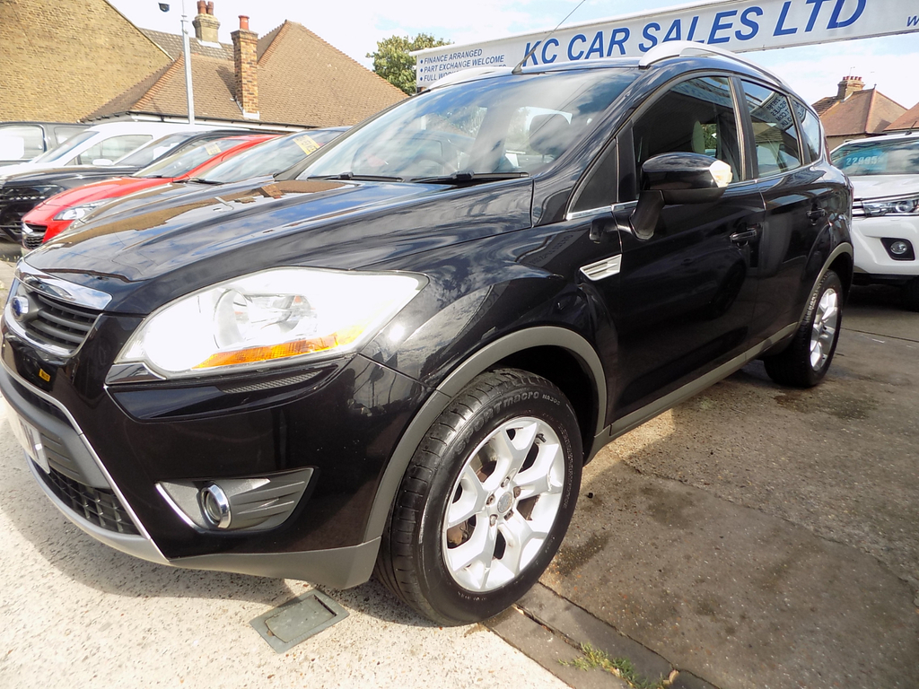 Ford Kuga 2.0 Tdci Zetec Ap Pack 10 Services 12 Mo White #3