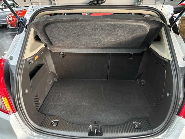 Vauxhall Mokka X Cdti Elite Nav Suv HX17UTL Silver #4