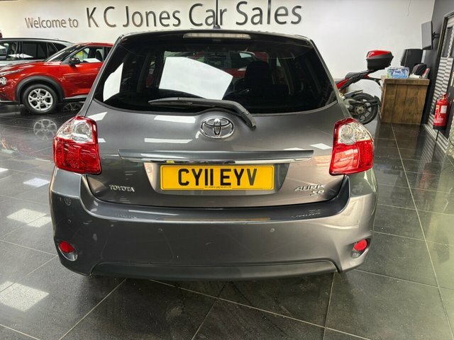 Toyota Auris V-matic Sr Hatchback Grey #6