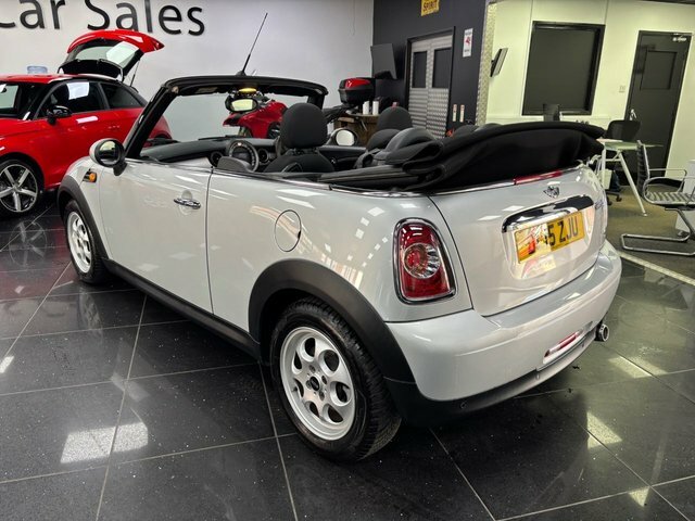 Mini Convertible Cooper D Convertible Silver #2