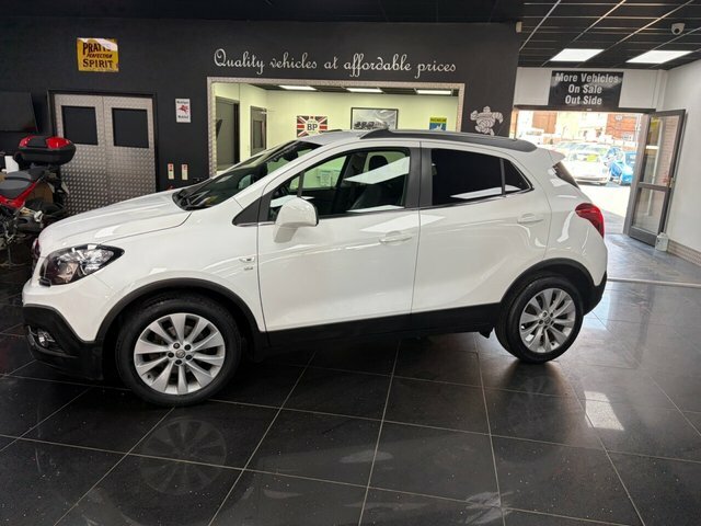 Vauxhall Mokka Se Suv White #2