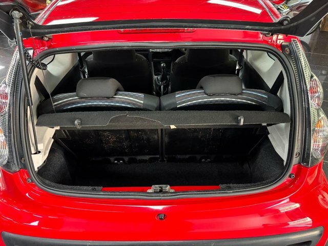 Citroen C1 Vtr Hatchback Red #4