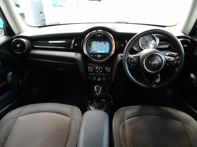 Mini Hatch 1.5 Cooper Hatchback Steptronic Euro 6 WF18ZNU Blue #4