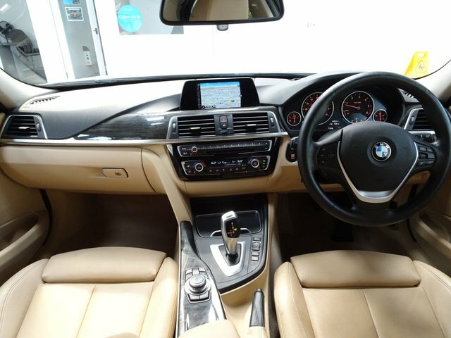 BMW 3 Series 2.0 320D Luxury Saloon Xdrive Euro WF16VTX Silver #2