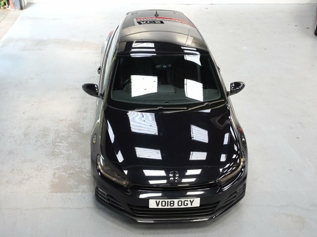 Volkswagen Scirocco Scirocco Gt Bluemotion Technology Tdsi S-a Black #34
