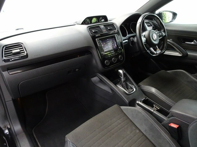 Volkswagen Scirocco Scirocco Gt Bluemotion Technology Tdsi S-a Black #27