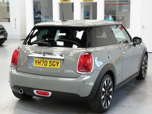 Mini Hatch 1.5 Cooper Exclusive Hatchback Steptron YH70SGY Grey #5