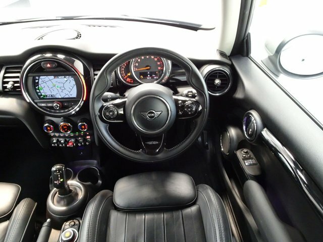 Mini Hatch 1.5 Cooper Exclusive Hatchback Steptron YH70SGY Grey #6