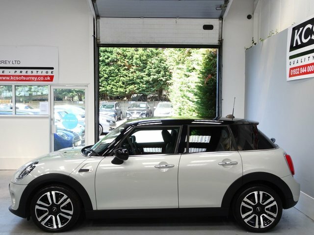 Mini Hatch 1.5 Cooper Exclusive Hatchback Steptron Silver #3