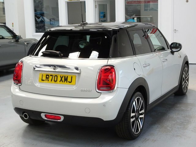 Mini Hatch 1.5 Cooper Exclusive Hatchback Steptron Silver #5