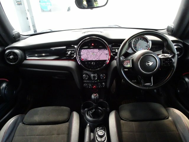 Mini Hatch 2.0 John Cooper Works Hatchback LB22WXM Black #2