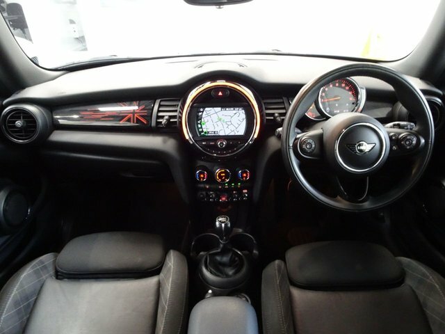 Mini Hatch 2.0 Cooper S Hatchback Euro 6 S MJ18LHN Black #2