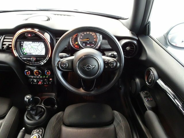 Mini Hatch 2.0 Cooper S Hatchback Euro 6 S MJ18LHN Black #6