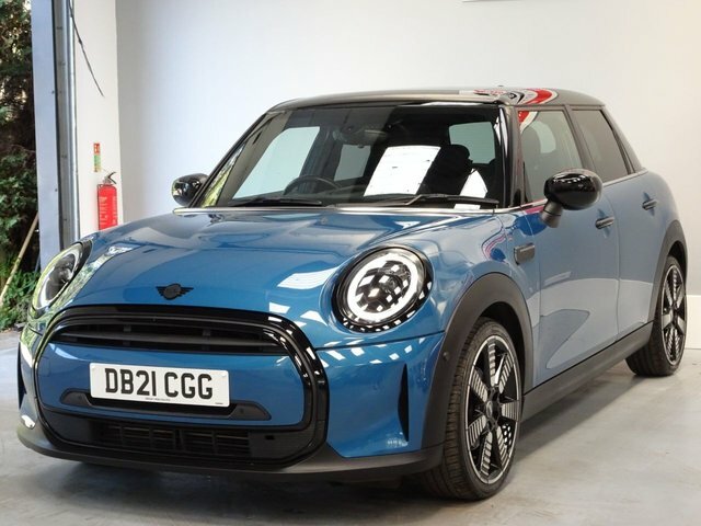 Mini Hatch 1.5 Cooper Exclusive Hatchback Steptron DB21CGG Blue #4