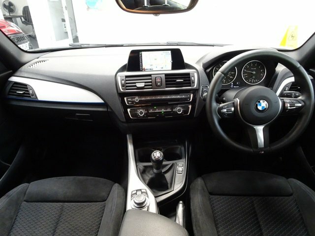 BMW 1 Series 2.0 120I M Sport Hatchback Euro White #2