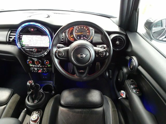 Mini Hatch 1.5 Cooper Sport Hatchback Euro FF66URY Black #6