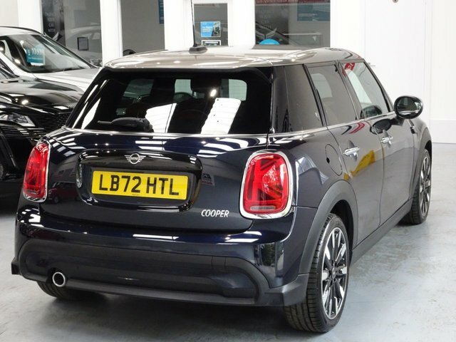 Mini Hatch 1.5 Cooper Exclusive Hatchback Steptron Black #6