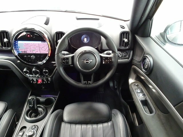 Mini Countryman 1.5 Cooper Exclusive Suv Steptronic Eur MM22BWH Black #6