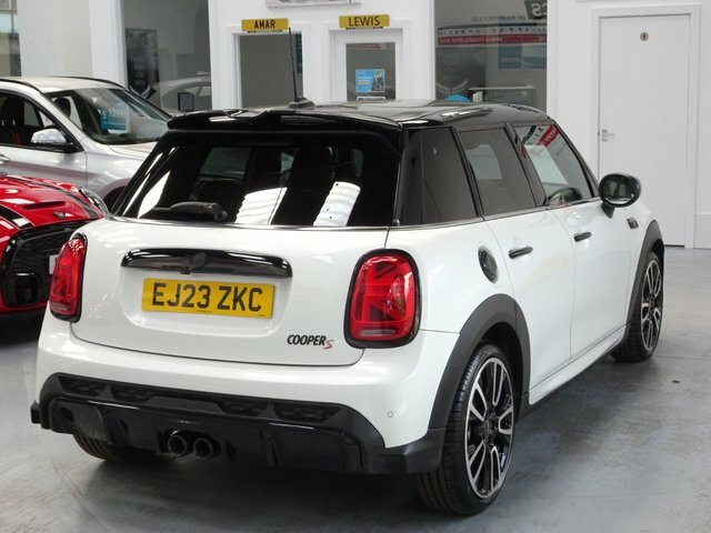 Mini Hatch 2.0 Cooper S Sport Hatchback Steptronic EJ23ZKC White #5