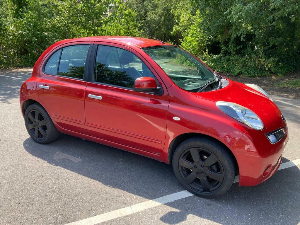 Nissan Micra 1.2 16V Acenta Red
