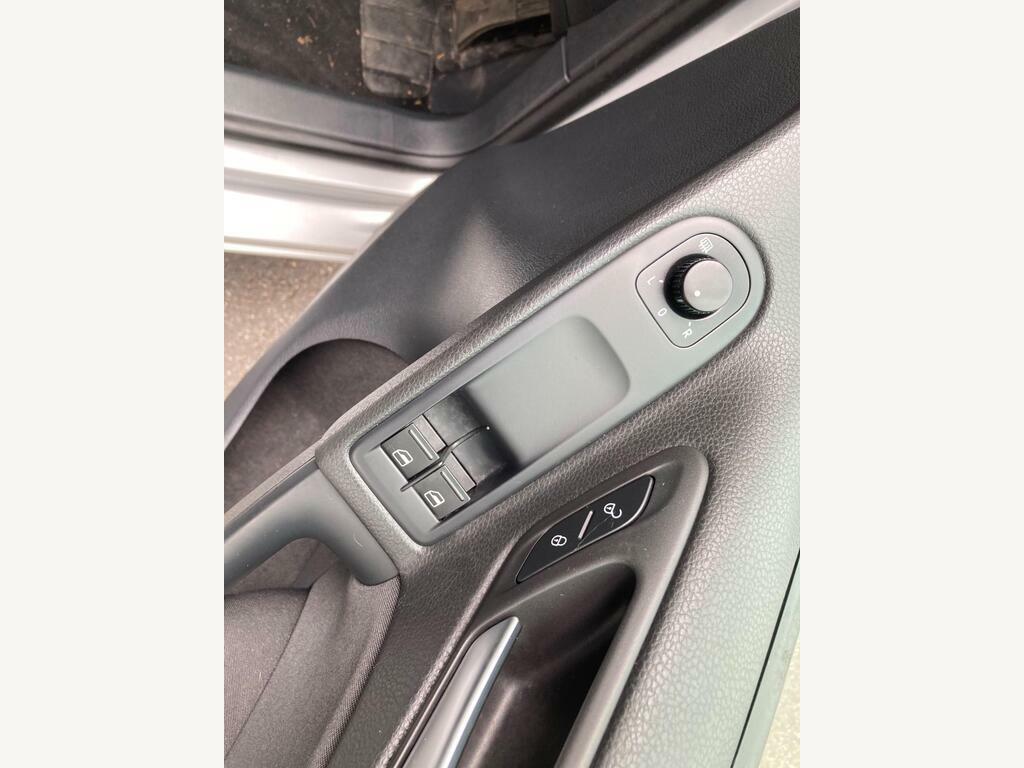 Volkswagen Golf 1.6L Match Tdi 103 Bhp Black #23