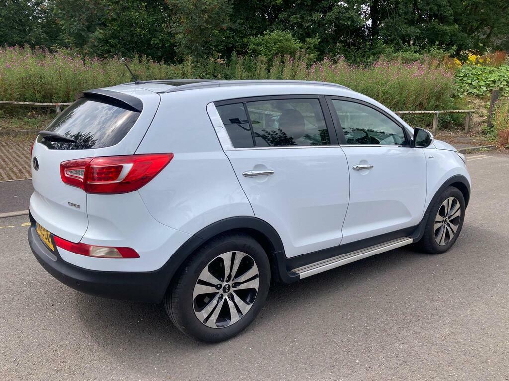 Kia Sportage 2.0 Crdi Kx-3 Awd Euro 5 RK63DZP White #2