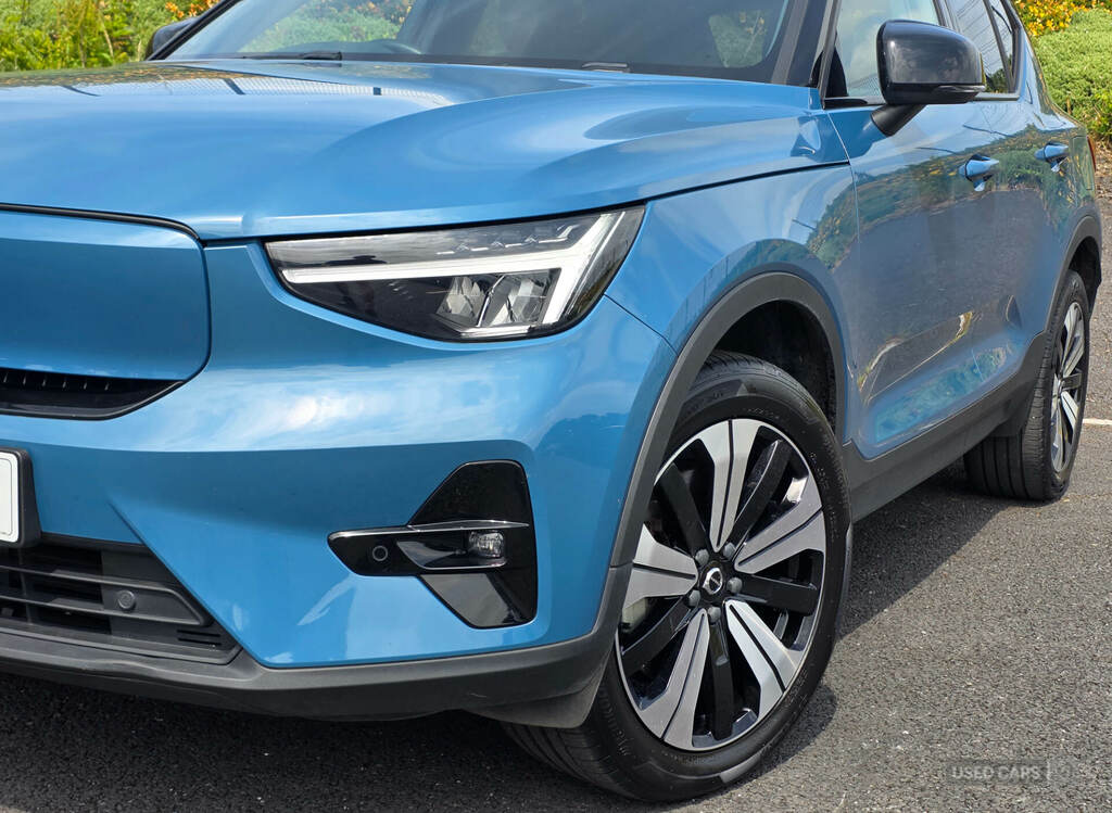 Volvo XC40 170Kw Recharge Plus 69Kwh YR72HSU Blue #2