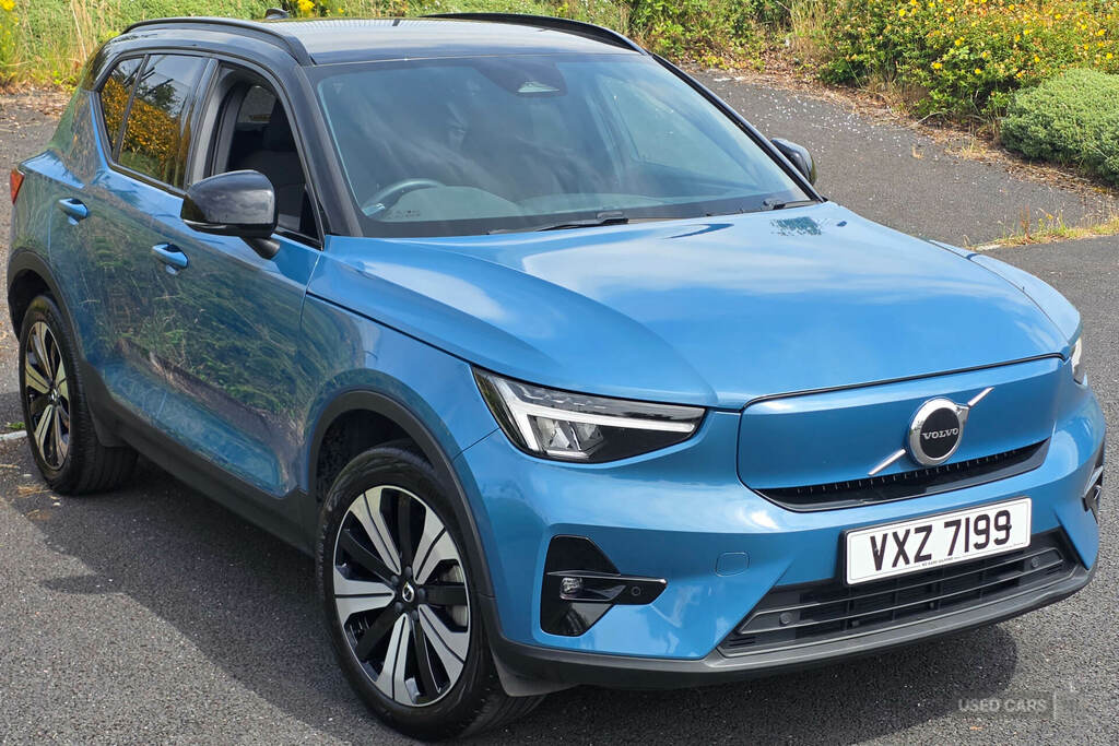 Volvo XC40 170Kw Recharge Plus 69Kwh YR72HSU Blue #3