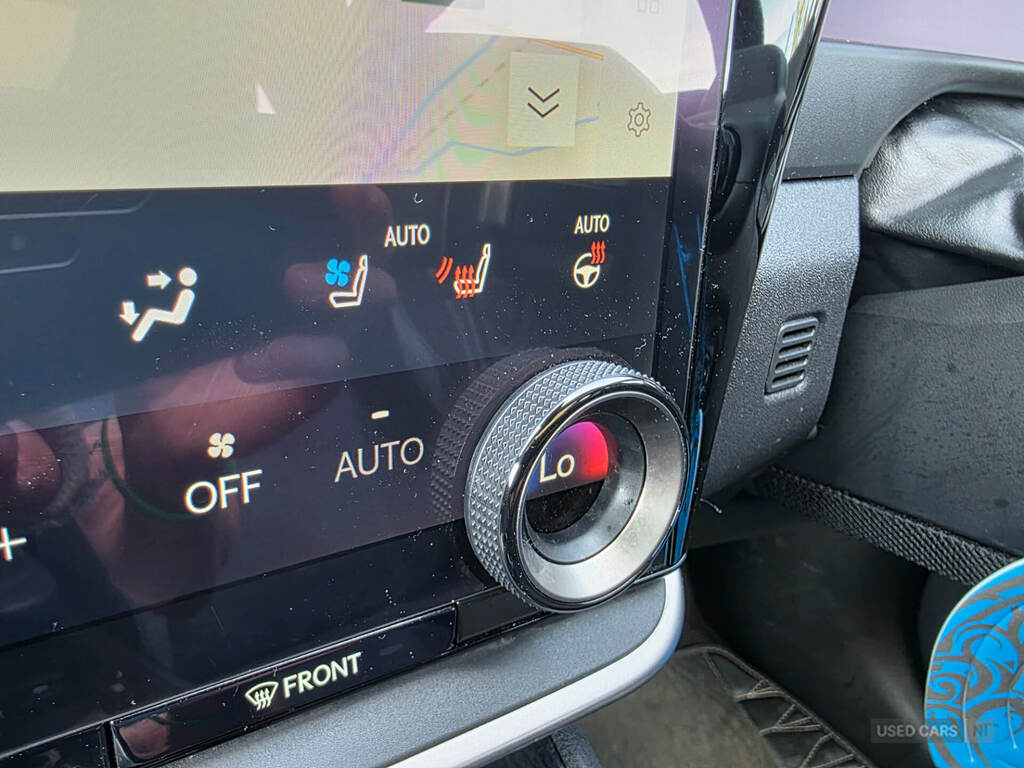 Lexus RZ 450E Premium #24