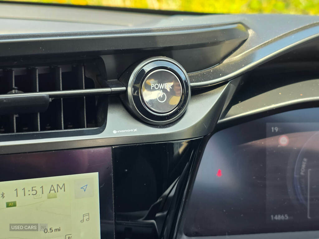 Lexus RZ 450E Premium #30