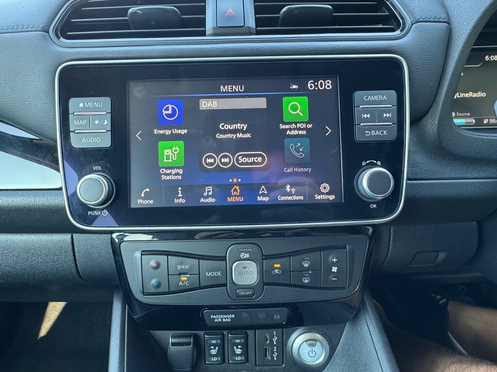 Nissan Leaf Tekna Grey #42