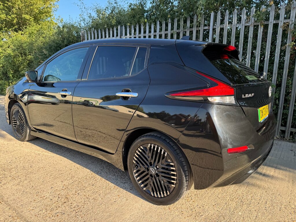 Nissan Leaf Tekna Grey #15