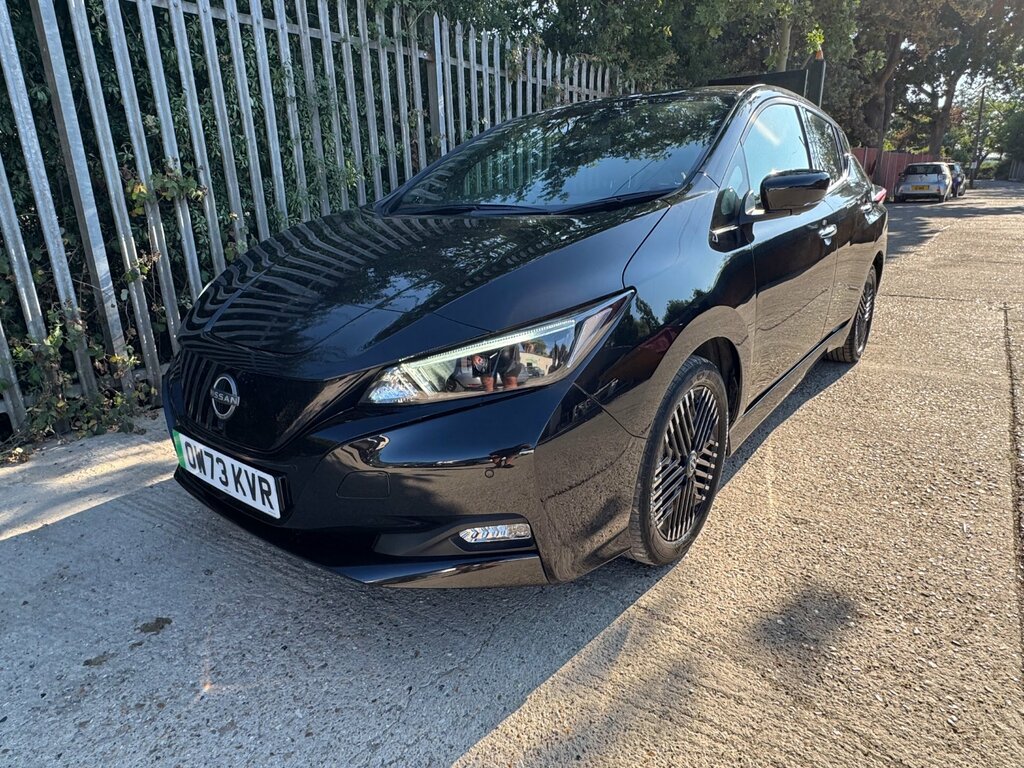 Nissan Leaf Tekna Grey #21