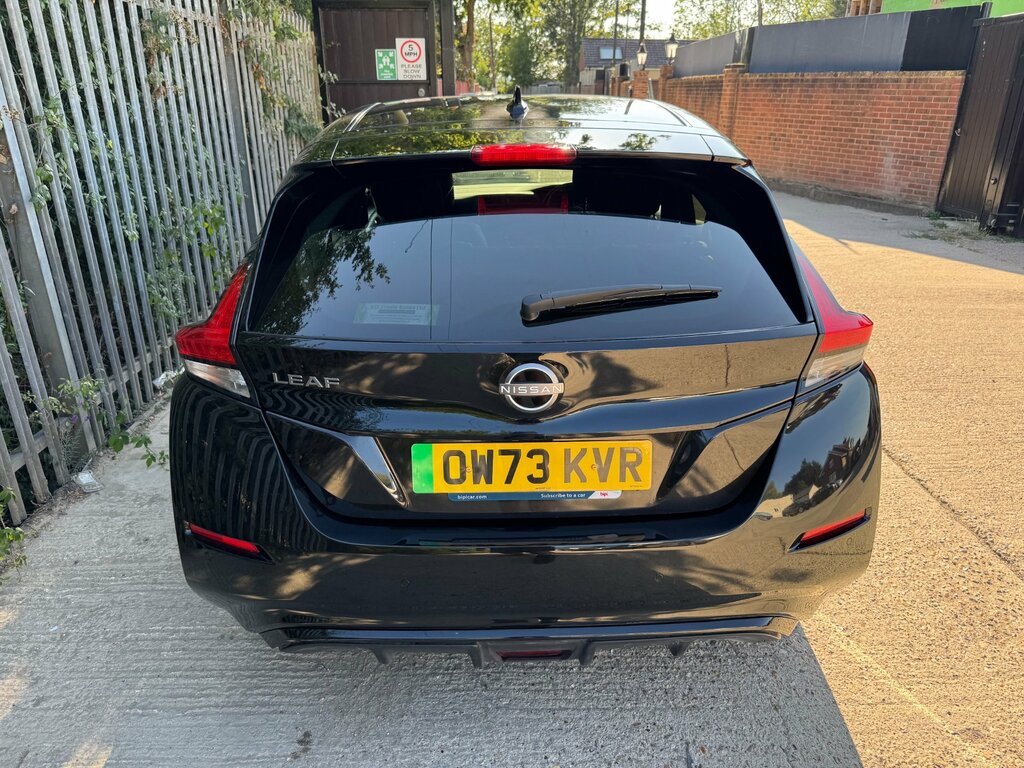 Nissan Leaf Tekna Grey #14