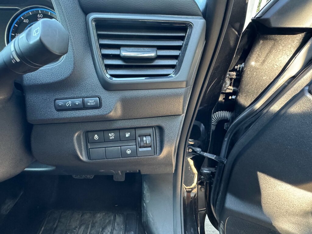 Nissan Leaf Tekna Grey #39
