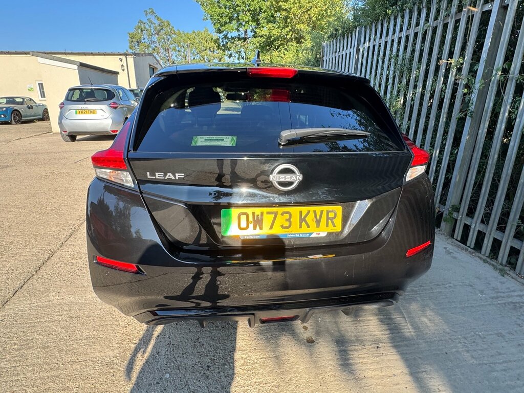 Nissan Leaf Tekna Grey #24