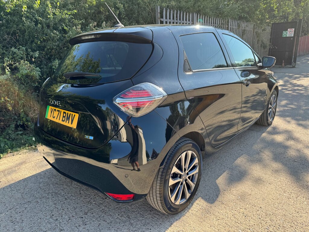 Renault Zoe R135 Ev50 52Kwh Gt Line Hatchback Aut Black #3