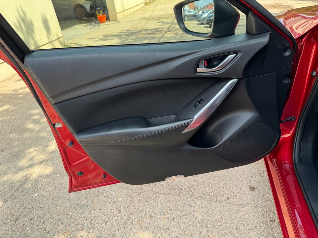 Mazda 6 2.2 Skyactiv-d Sport Nav Red #31