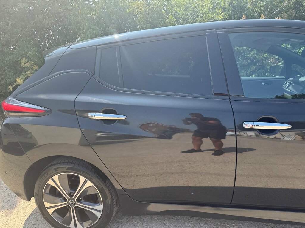 Nissan Leaf 40Kwh N-connecta Hatchback  #10