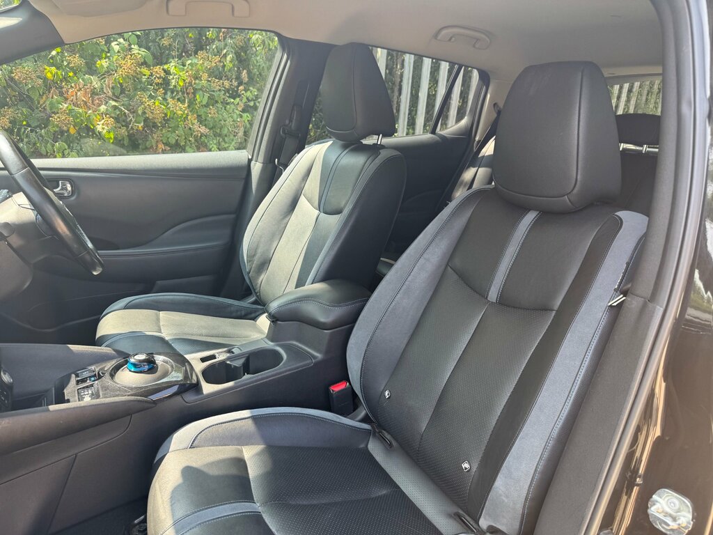 Nissan Leaf 40Kwh N-connecta Hatchback  #30