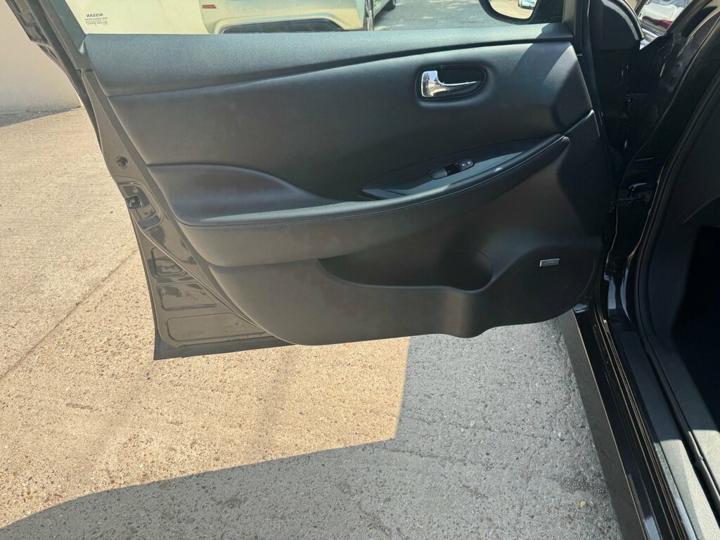Nissan Leaf 40Kwh N-connecta Hatchback  #31