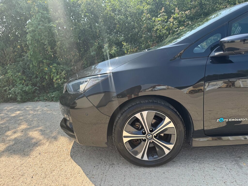 Nissan Leaf 40Kwh N-connecta Hatchback  #22