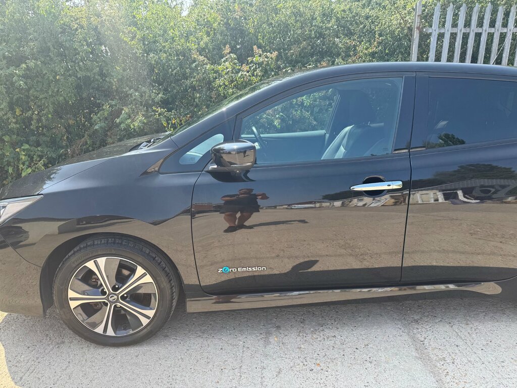 Nissan Leaf 40Kwh N-connecta Hatchback  #21