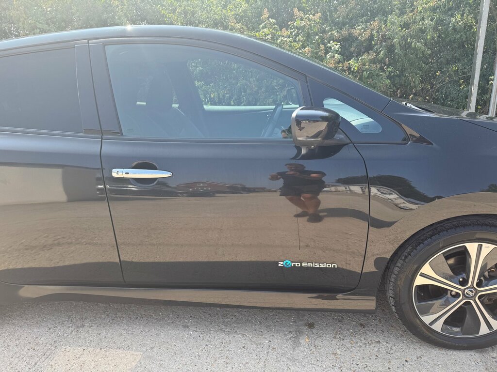 Nissan Leaf 40Kwh N-connecta Hatchback  #7