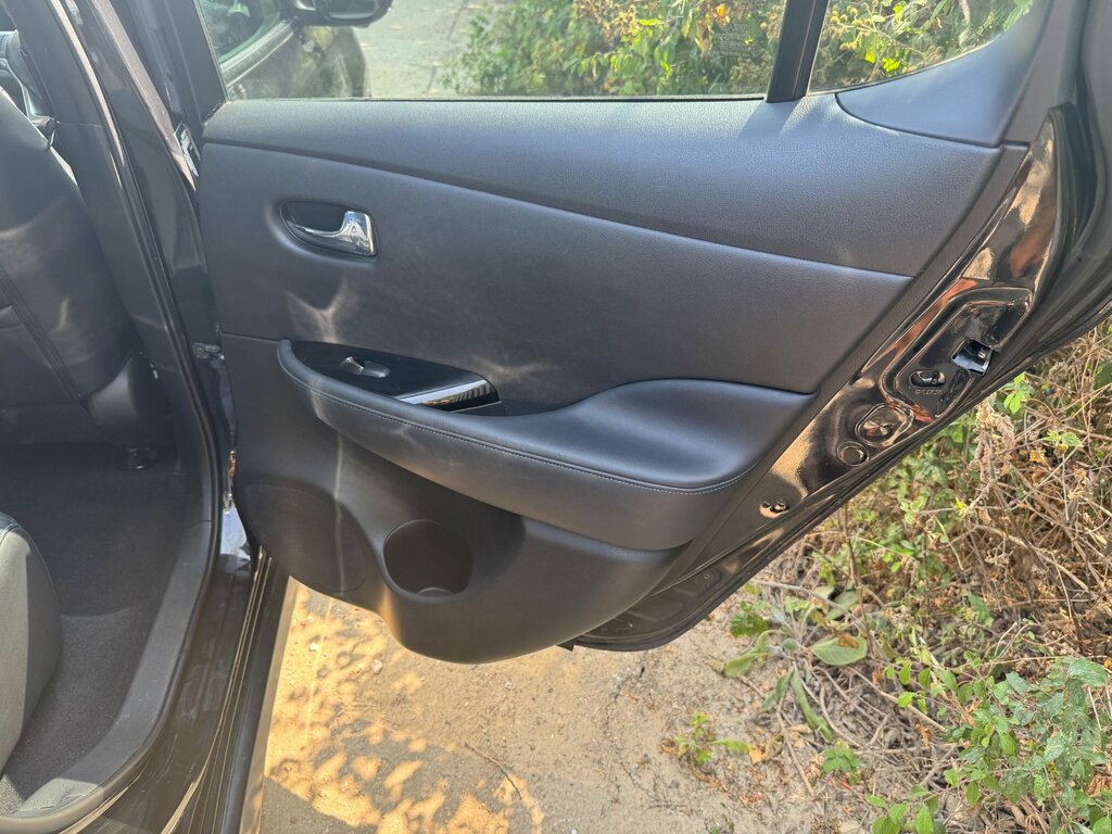 Nissan Leaf 40Kwh N-connecta Hatchback  #37