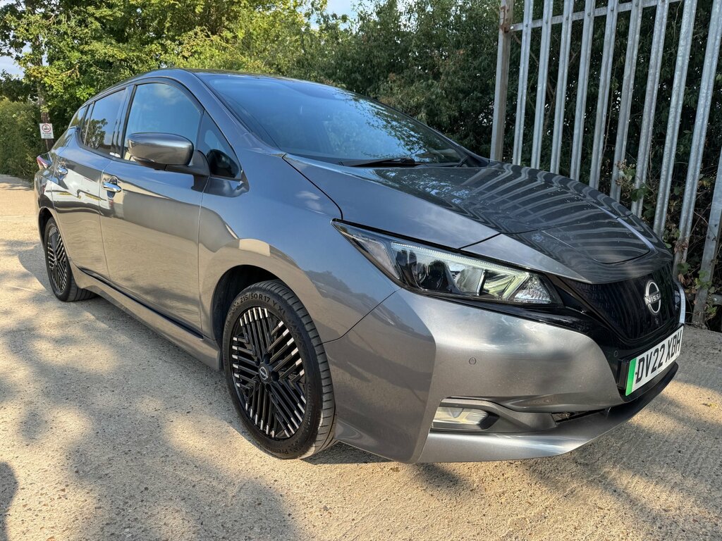 Nissan Leaf 39Kwh N-connecta Hatchback 150 Grey #5